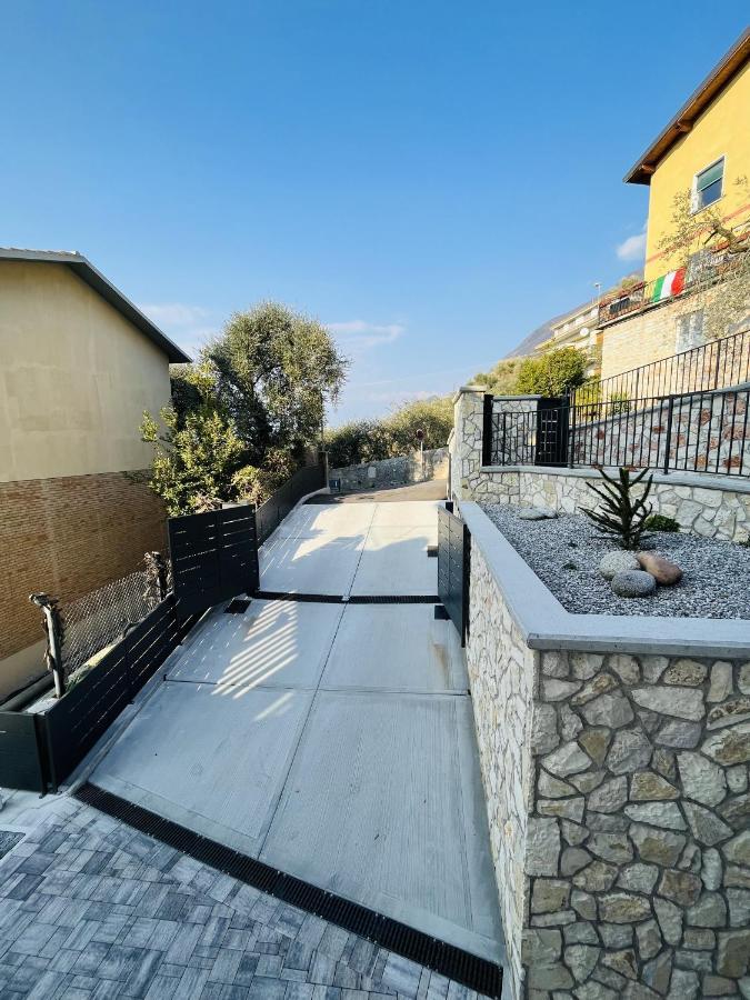 Ca' Romeo Apartment Malcesine Ngoại thất bức ảnh